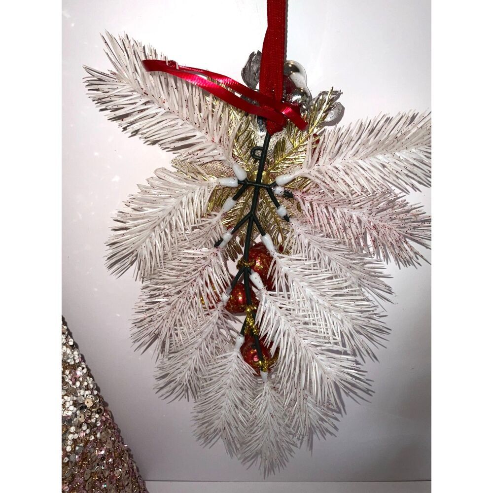 Vintage faux pine Christmas holiday wall hanging red bells bow 50's kitch MCM - Picture 4 of 4